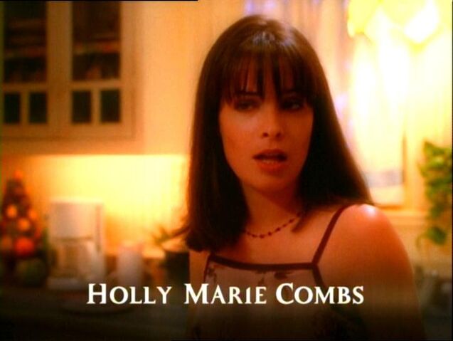 File:HollyMarieCombs102.jpg
