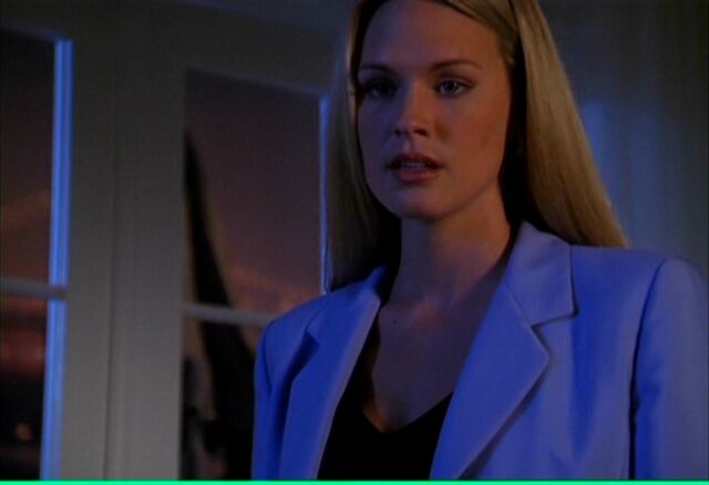 File:Julie2.jpg