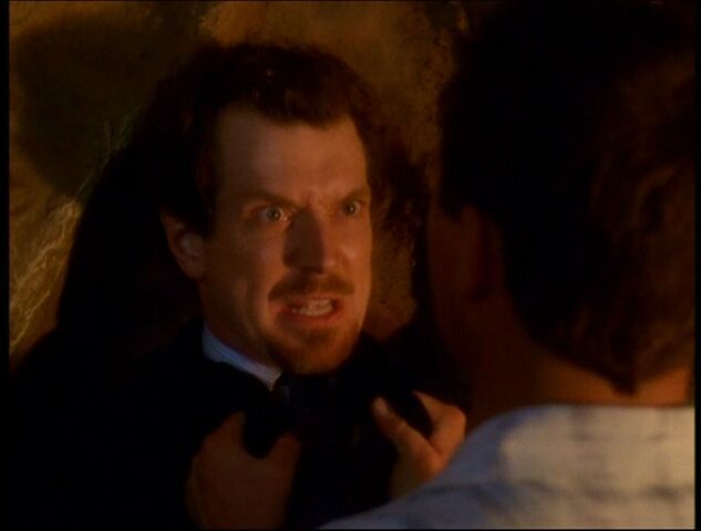 File:6x23-Gideon defends himself.jpg
