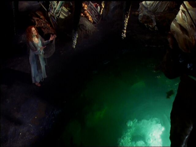 File:5x01-FindMermiad.jpg