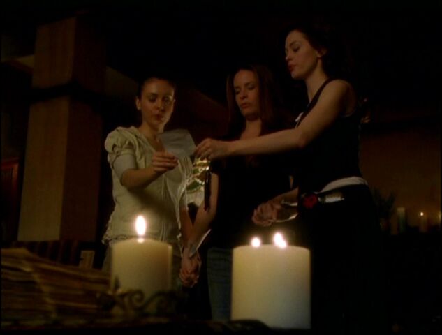 File:8x21-SistersSummonTheHollow.jpg