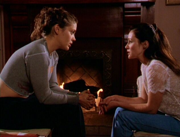 File:PrueupsetwithPhoebe.jpg