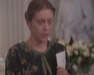 PhoebePremontionPaigeShax.gif