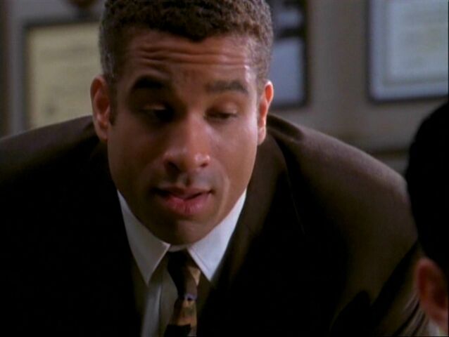 File:1x06-Darryl.jpg