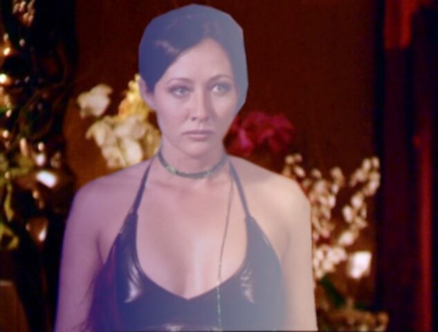 File:Prue Frozen.jpg