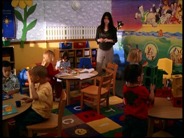File:Robin Brook Interior.jpg