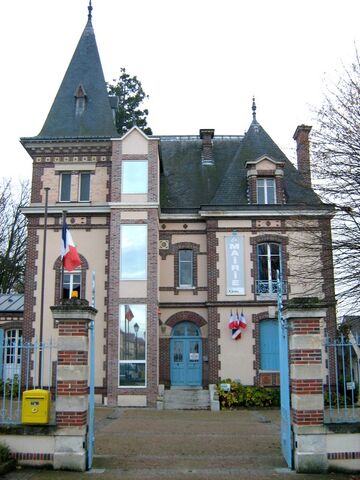 Fichier:Mairie-cherisy.jpg