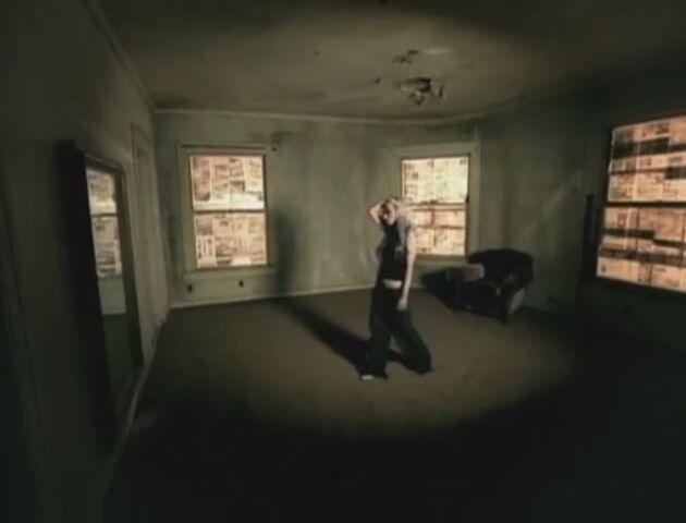 File:Beautiful-Music-Video-christina-aguilera-26415580-893-680.jpg