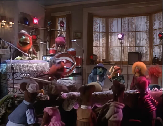 File:JingleBellRock in MuppetFamilyChristmas.jpg