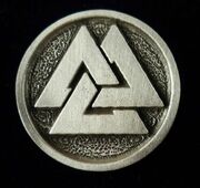 Chadori-knot-pendant
