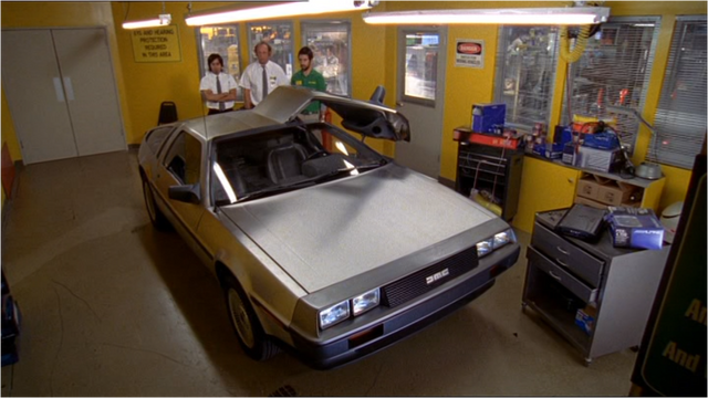 File:DeLoreanDMC.png