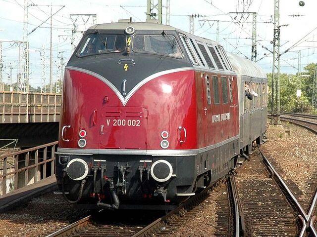 File:800px-Db-220002-01-c.jpg