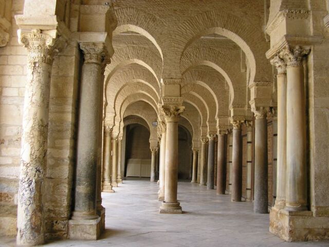 File:Galerie of Great Mosque at Kairouan.jpg