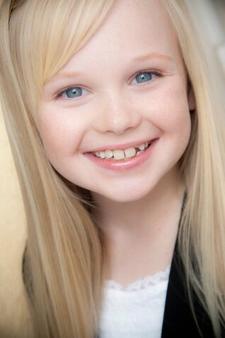 File:Danielle Parker 1.jpg