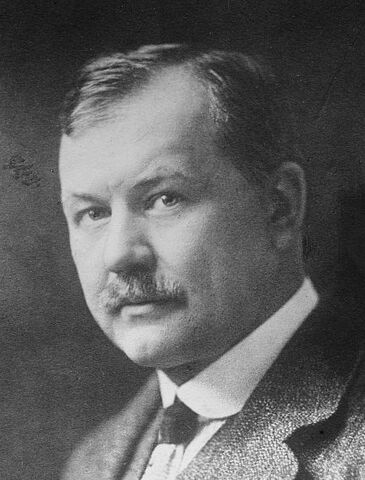 File:Photograph of Franz Lehár.jpg