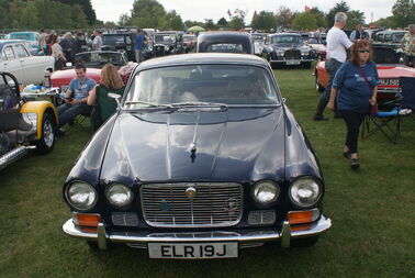 Jaguar XJ6