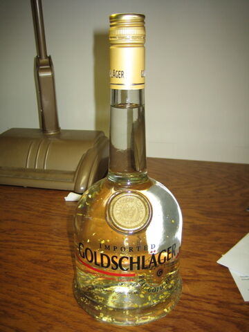 File:Goldschläger.jpg