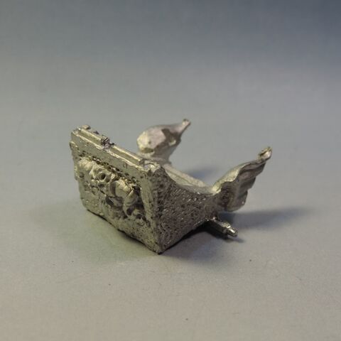 File:WF BSUND002 Undead Chariot chassie.jpg