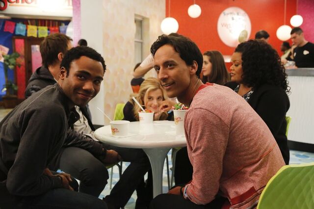 File:4x12 Promopic25.jpg