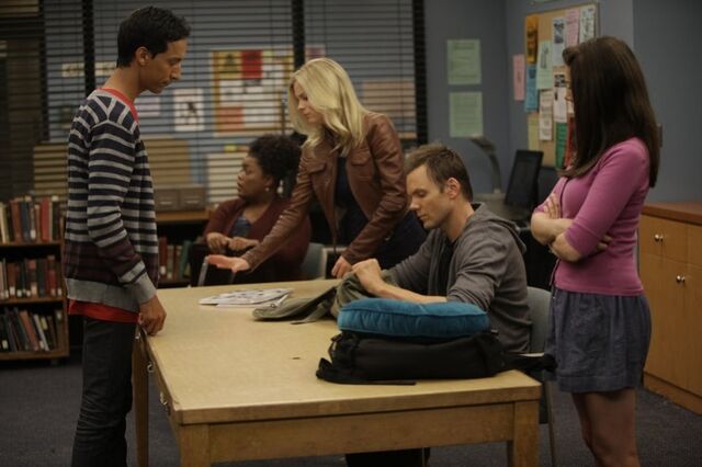 File:2x8 Promo pic 31.jpg