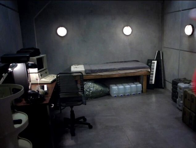 File:Mansion panic room.jpg