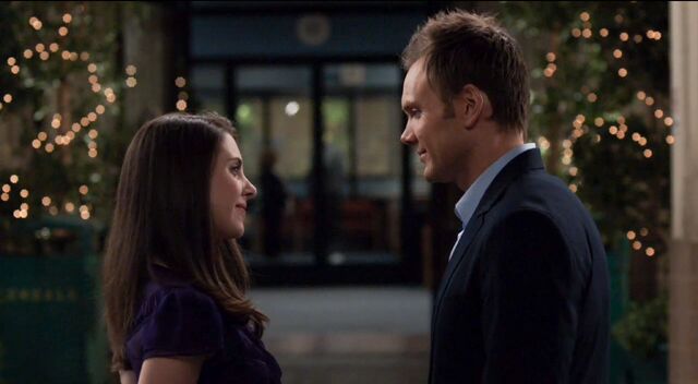 File:1x25 Jeff and Annie outside4.jpg
