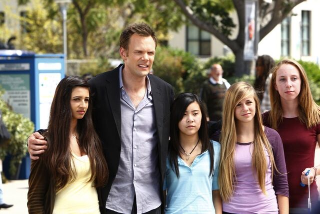 File:1x3 Promopic25.jpg