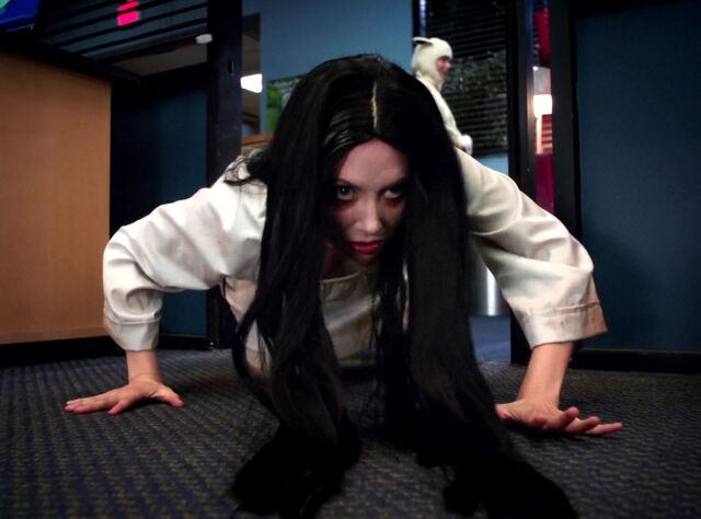File:4X2 Annie as Samara.jpg