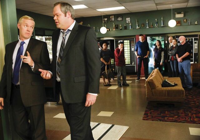 File:5x12 Promopic13.jpg