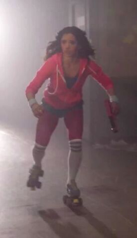 File:Female roller skater.jpg