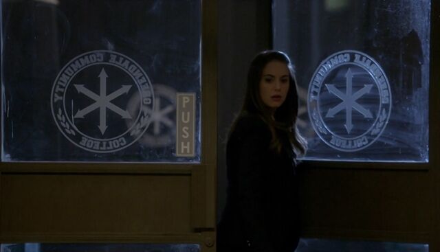 File:S06E13-Annie Borchert Hall.jpg