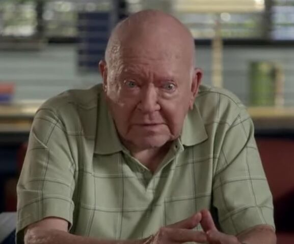 File:S06E13-Leonard last appearance.jpg