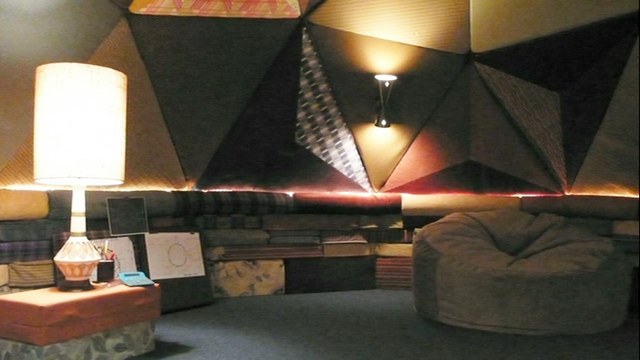 File:Pillow fort 2.png
