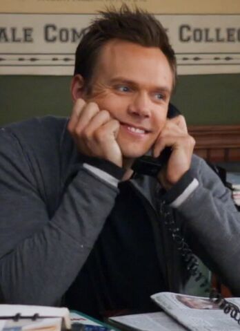 File:Jeff Winger Editor-in-Chief.jpg