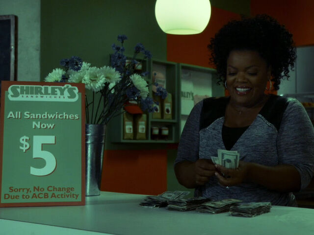 File:5x03-Shirley counts money.jpg