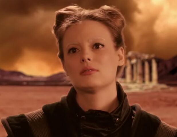 File:S06E10-Space Elder Britta.jpg