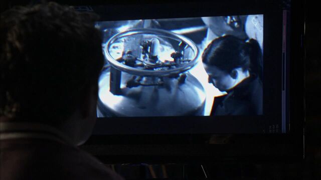 File:1x02 surveillance.jpg