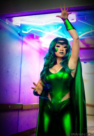 File:YayaHan-Polaris.jpg