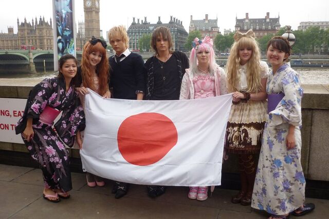 File:Arigato lolitas 1 by ggeudraco-d5alz2s.jpg