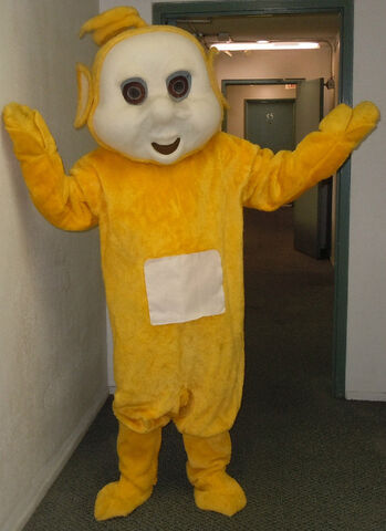File:Creepyteletubbycostume.jpg