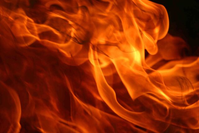 File:Flames32.jpg