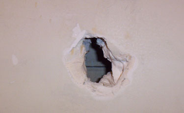 The Hole in the Wall | Creepypasta Wiki | FANDOM powered by Wikia