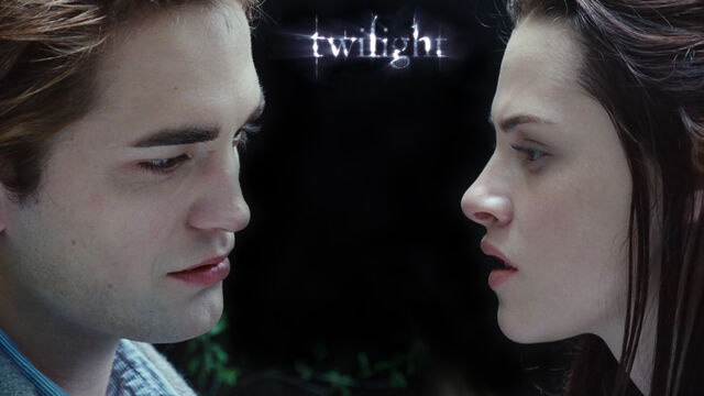 Ficheiro:Twilight-wallpapers-background-papers-bella-rdbajev-sbwavegcfoi-edward-23804.jpg