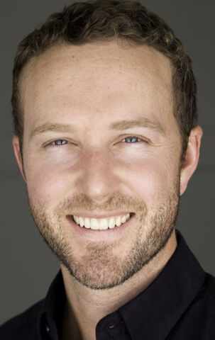 File:Devon Gummersall.jpg