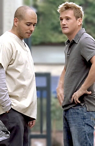File:Gary and Ervin Robles.jpg