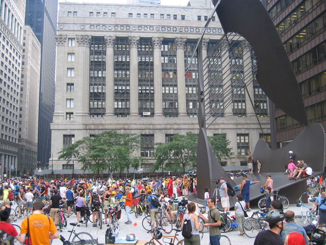 File:Critical Mass Chicago 050826.jpg