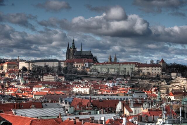 File:Prague02.jpg