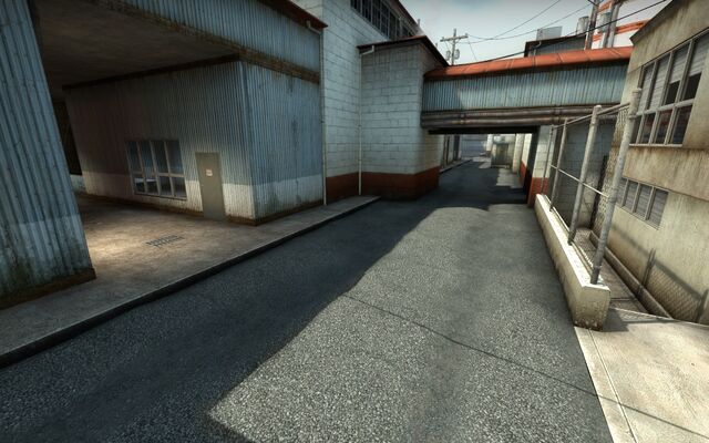 File:De train-csgo-side-yard-2.jpg