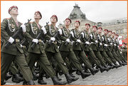 DSRL men parade2