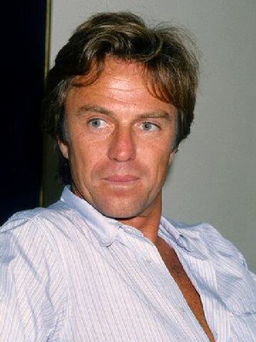 File:Robin Clarke actor.jpg